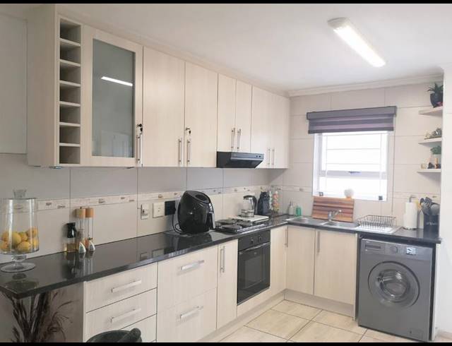 2 BEDROOM APARTMENT FOR SALE IN WEST BEACH
